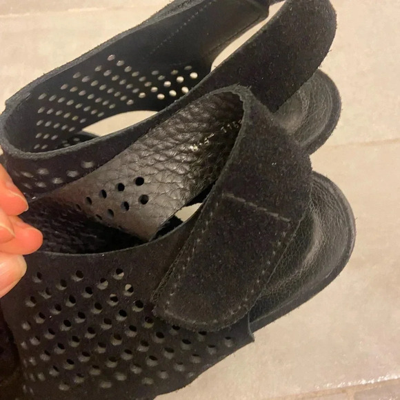 Pedro Garcia Yinon 'Perfed' Low Rider Bootie Heel Black Size 9 - Picture 6 of 10